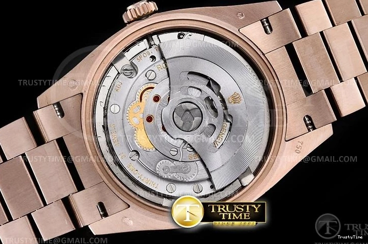 1120 RDD0223A – DayDate 36mm Packable 702